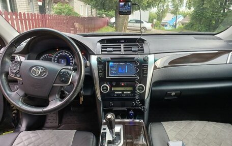Toyota Camry, 2014 год, 2 380 000 рублей, 10 фотография