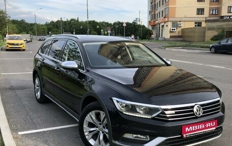 Volkswagen Passat B8 рестайлинг, 2019 год, 2 850 000 рублей, 3 фотография