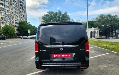 Mercedes-Benz V-Класс, 2019 год, 6 700 000 рублей, 10 фотография