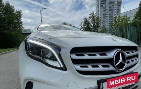 Mercedes-Benz GLA, 2017 год, 1 950 000 рублей, 3 фотография