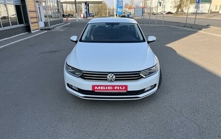 Volkswagen Passat B8 рестайлинг, 2019 год, 1 850 000 рублей, 3 фотография