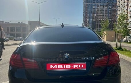 BMW 5 серия, 2011 год, 2 000 000 рублей, 2 фотография