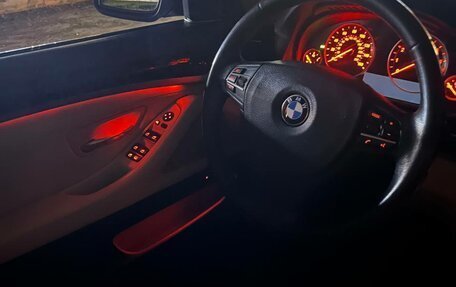 BMW 5 серия, 2011 год, 2 000 000 рублей, 34 фотография