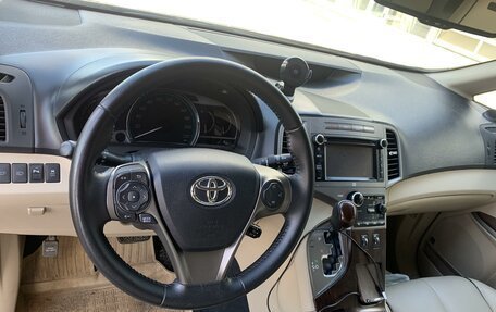 Toyota Venza I, 2013 год, 2 799 000 рублей, 3 фотография