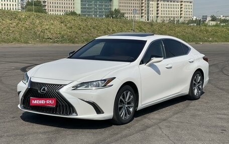 Lexus ES VII, 2019 год, 4 150 000 рублей, 1 фотография