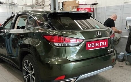 Lexus RX IV рестайлинг, 2021 год, 6 400 000 рублей, 4 фотография
