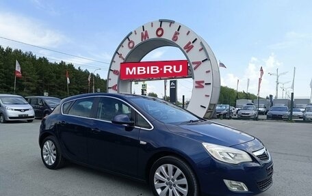 Opel Astra J, 2012 год, 924 995 рублей, 1 фотография