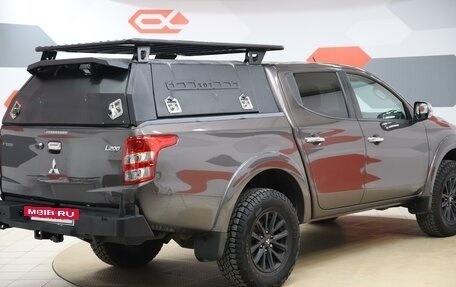 Mitsubishi L200 IV рестайлинг, 2017 год, 2 290 000 рублей, 5 фотография