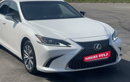 Lexus ES VII, 2019 год, 4 150 000 рублей, 17 фотография