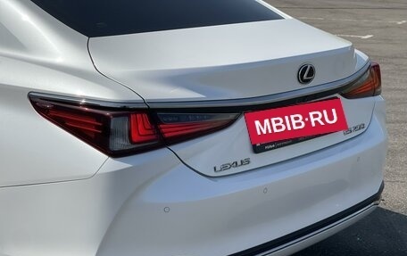 Lexus ES VII, 2019 год, 4 150 000 рублей, 21 фотография