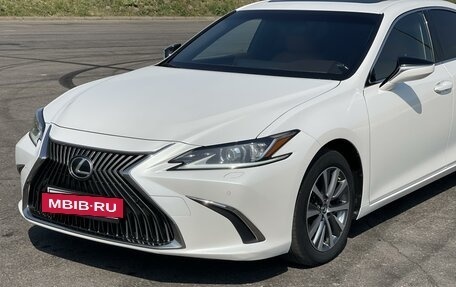 Lexus ES VII, 2019 год, 4 150 000 рублей, 18 фотография