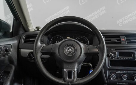 Volkswagen Jetta VI, 2011 год, 849 000 рублей, 10 фотография