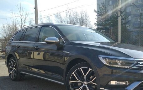 Volkswagen Passat B8 рестайлинг, 2019 год, 2 789 000 рублей, 1 фотография