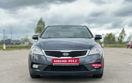 KIA cee'd I рестайлинг, 2010 год, 975 000 рублей, 2 фотография