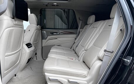 Cadillac Escalade V, 2023 год, 16 000 000 рублей, 35 фотография