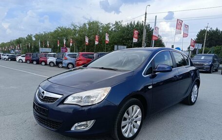 Opel Astra J, 2012 год, 924 995 рублей, 3 фотография