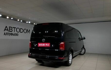 Volkswagen Caravelle T6 рестайлинг, 2019 год, 4 050 000 рублей, 6 фотография