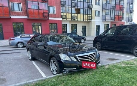 Mercedes-Benz E-Класс, 2010 год, 1 500 000 рублей, 2 фотография