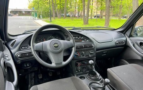 Chevrolet Niva I рестайлинг, 2017 год, 720 000 рублей, 15 фотография