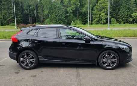 Volvo V40 Cross Country I, 2015 год, 1 580 000 рублей, 4 фотография