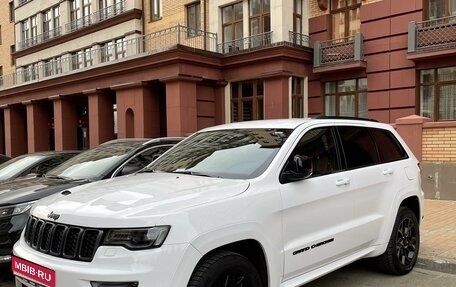 Jeep Grand Cherokee, 2021 год, 5 890 000 рублей, 1 фотография