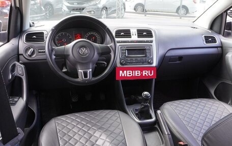 Volkswagen Polo VI (EU Market), 2013 год, 870 000 рублей, 6 фотография