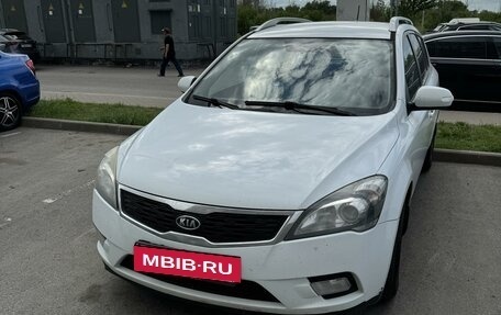 KIA cee'd I рестайлинг, 2010 год, 820 000 рублей, 3 фотография