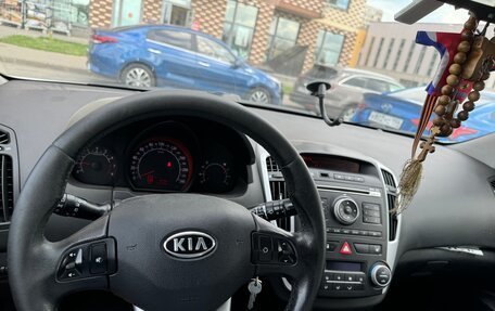 KIA cee'd I рестайлинг, 2010 год, 820 000 рублей, 7 фотография