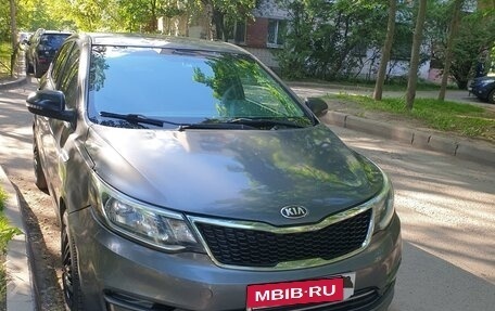 KIA Rio III рестайлинг, 2015 год, 590 000 рублей, 1 фотография