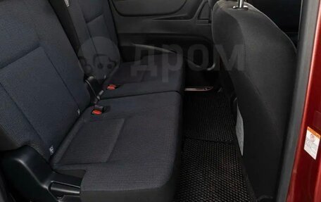Toyota Sienta II, 2016 год, 1 440 000 рублей, 19 фотография
