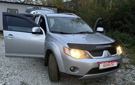 Mitsubishi Outlander III рестайлинг 3, 2008 год, 1 320 000 рублей, 5 фотография