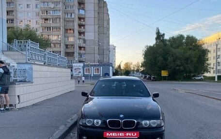 BMW 5 серия, 2003 год, 700 000 рублей, 10 фотография