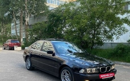 BMW 5 серия, 2003 год, 700 000 рублей, 9 фотография