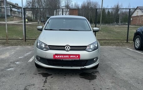 Volkswagen Polo VI (EU Market), 2012 год, 590 000 рублей, 8 фотография