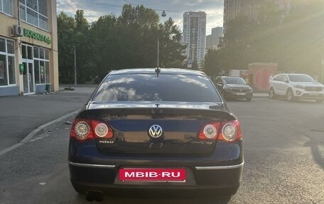 Volkswagen Passat B6, 2005 год, 497 000 рублей, 6 фотография