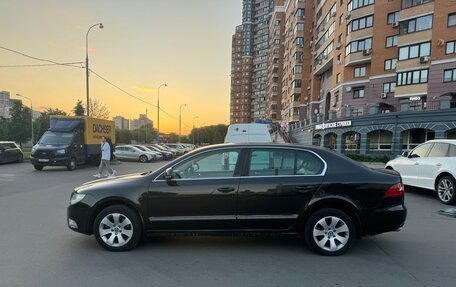 Skoda Superb III рестайлинг, 2012 год, 1 400 000 рублей, 2 фотография