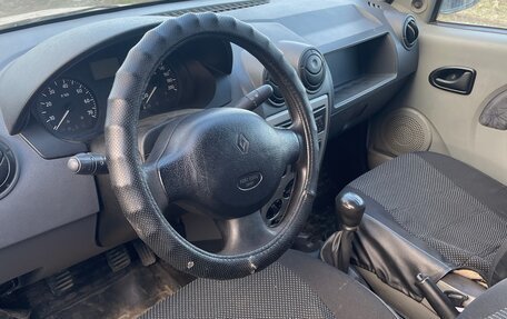 Renault Logan I, 2006 год, 120 000 рублей, 6 фотография