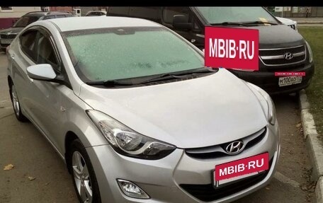 Hyundai Elantra V, 2011 год, 850 000 рублей, 2 фотография