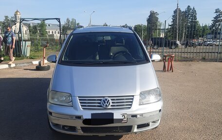 Volkswagen Sharan I рестайлинг, 2005 год, 650 000 рублей, 2 фотография
