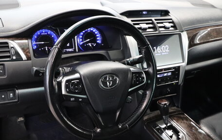 Toyota Camry, 2015 год, 2 150 000 рублей, 16 фотография
