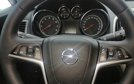 Opel Astra J, 2011 год, 910 000 рублей, 6 фотография