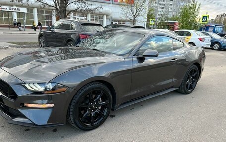 Ford Mustang VI рестайлинг, 2019 год, 2 800 000 рублей, 2 фотография