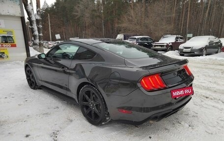 Ford Mustang VI рестайлинг, 2019 год, 2 800 000 рублей, 7 фотография