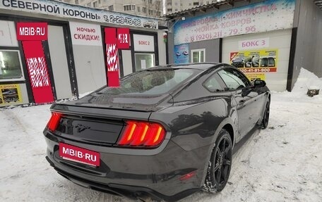 Ford Mustang VI рестайлинг, 2019 год, 2 800 000 рублей, 8 фотография