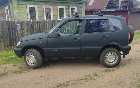 Chevrolet Niva I рестайлинг, 2003 год, 275 000 рублей, 2 фотография