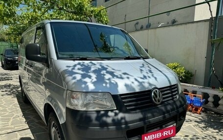 Volkswagen Transporter T5 рестайлинг, 2006 год, 1 390 000 рублей, 3 фотография