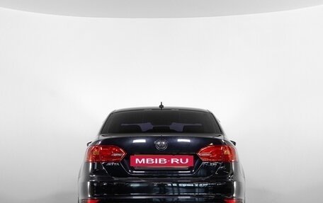 Volkswagen Jetta VI, 2011 год, 919 000 рублей, 5 фотография