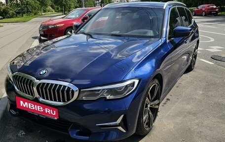 BMW 3 серия, 2019 год, 3 400 000 рублей, 16 фотография