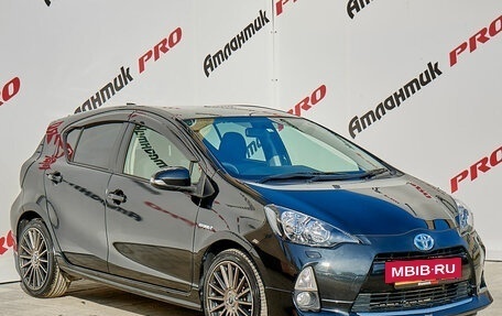 Toyota Aqua I, 2012 год, 1 170 000 рублей, 3 фотография