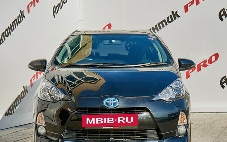 Toyota Aqua I, 2012 год, 1 170 000 рублей, 2 фотография